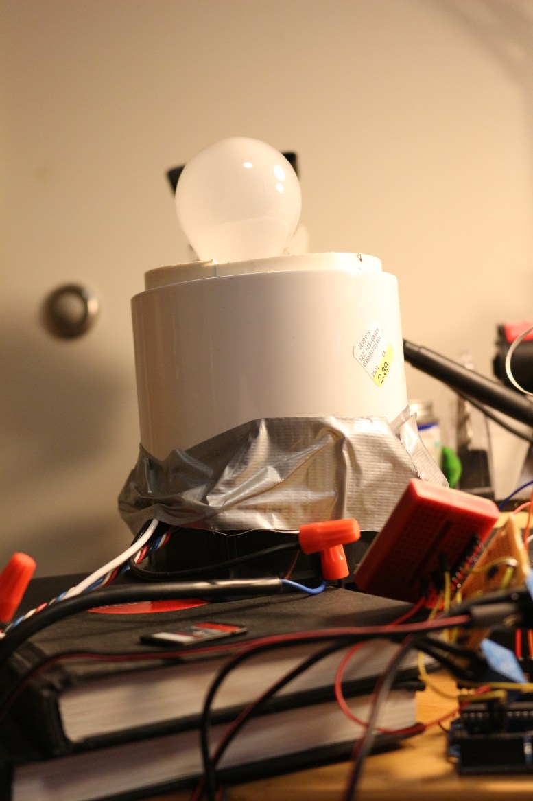 4" pipe creates a place for the lid to sit